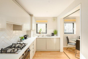 Modern Mews Apartment - New Town